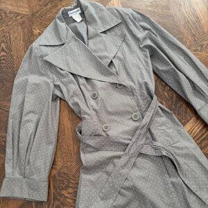 Guy Laroche Vintage 1980’s Grey and white polka dot trench coat size women’s 6/M